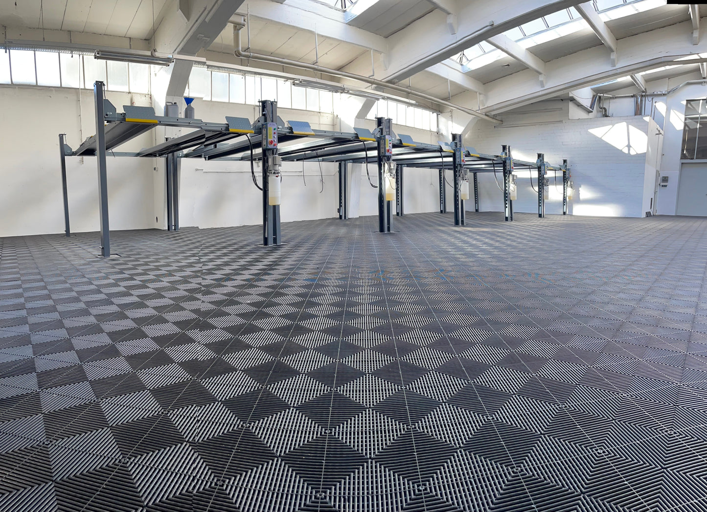 Klickfliesen GRID offene Variante 18mm