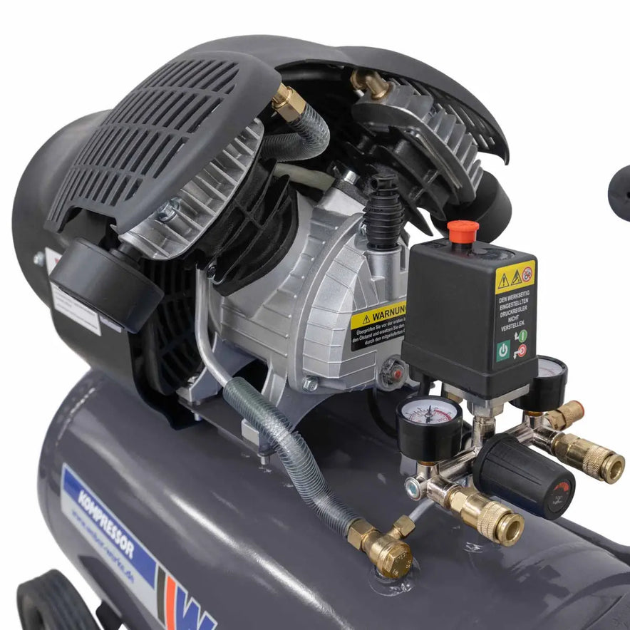PKW Reifenmontiermaschine STM-102 und Radwuchtmaschine STW-202 inkl. Hilfsmontagearm rechts und Werkstattkompressor 50 l GRATIS